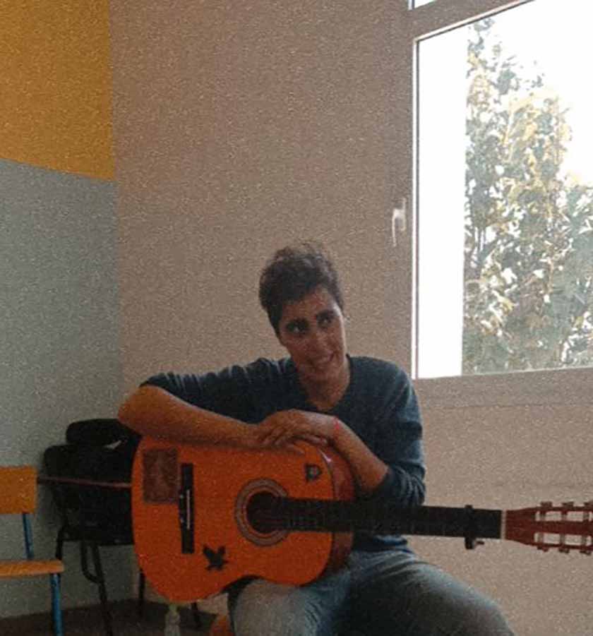 Noury, Professeur de guitare et coach vocal expérimentée., Casablanca